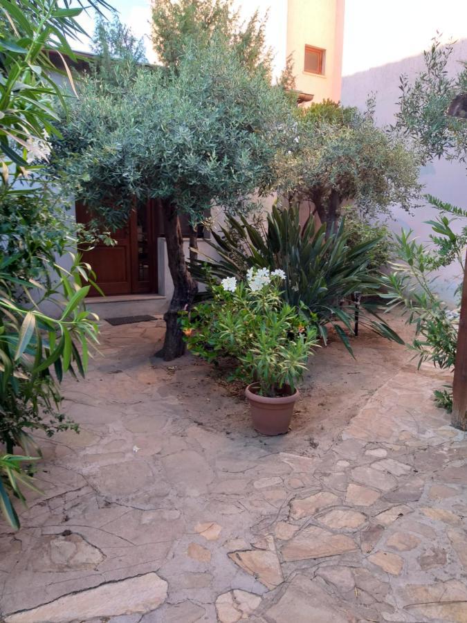 I Ginepri Guest House Όλμπια Εξωτερικό φωτογραφία